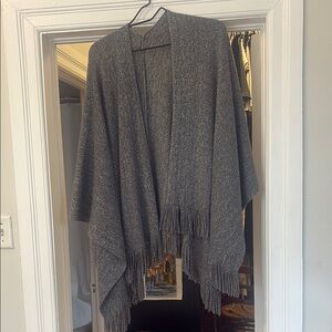 Cozy Gray Fringe Knit Wrap